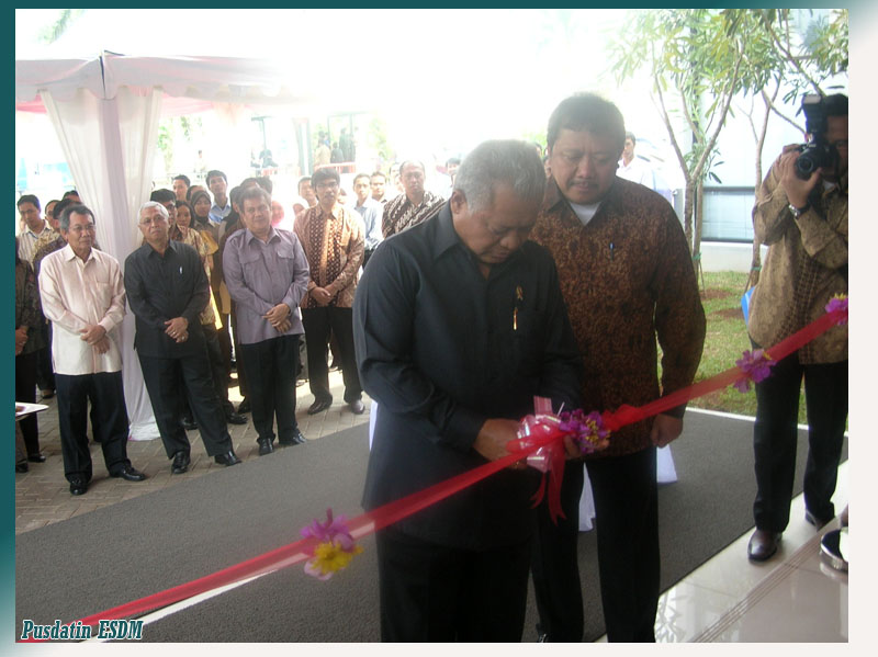 Ketersediaan Data yang Baik Mendorong Peningkatan Investasi